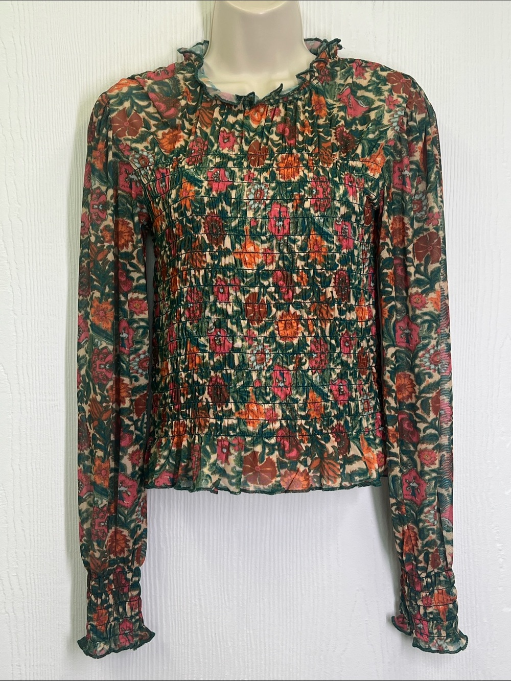 Natural Life - Green Floral Smocked Bodice Sheer Long Sleeve Blouse Size Small